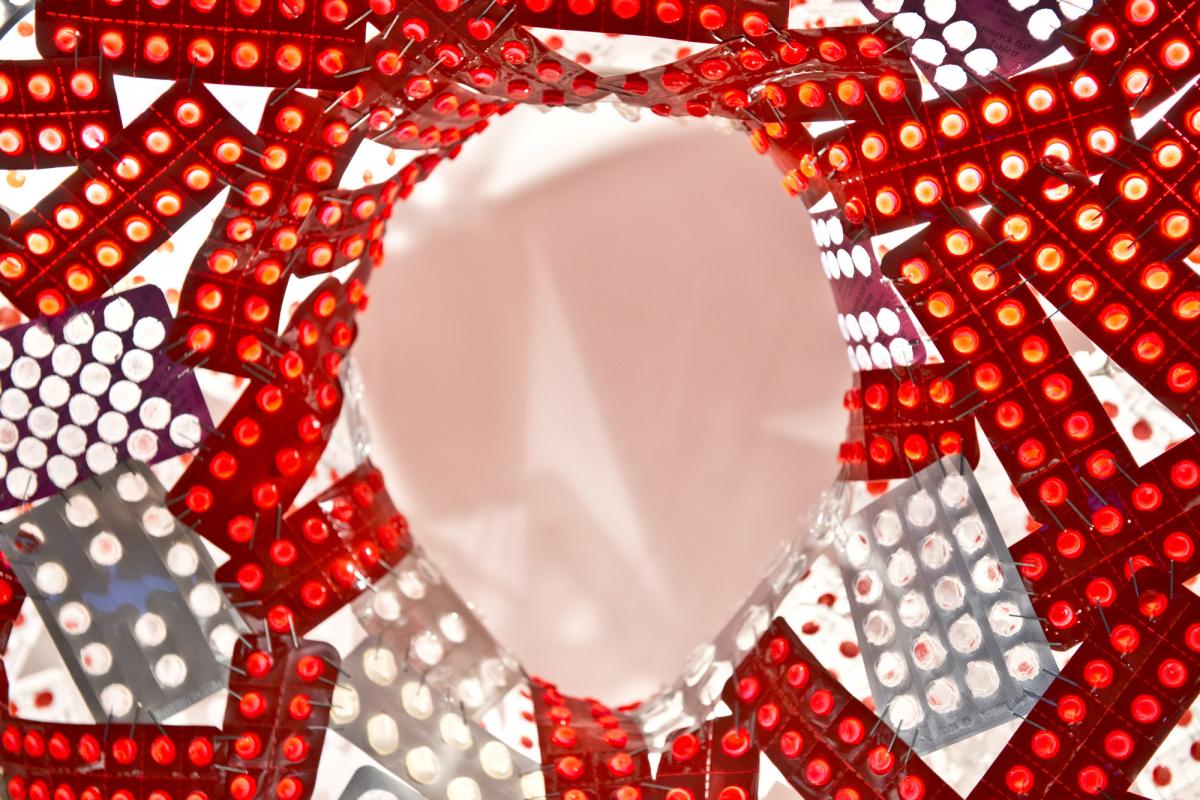 Sister Blister Red Ribbon 